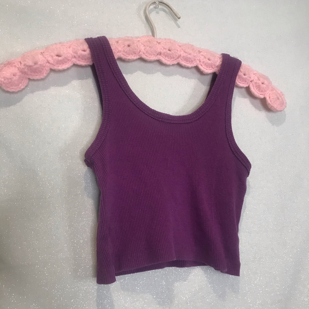 Purple Ribbed Crop Tank Top - Picture 2 of 3